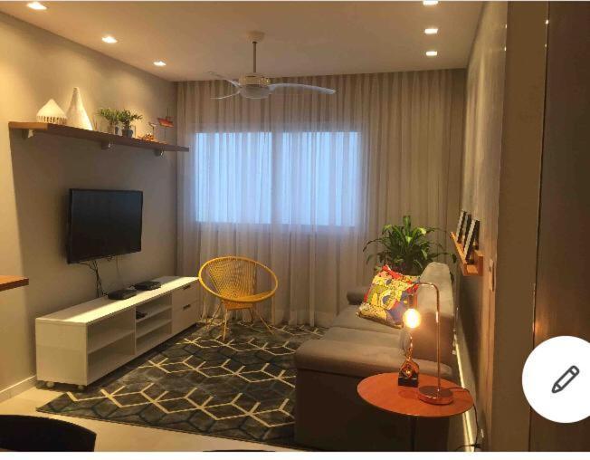 Apartamento Barra Metro E Praia